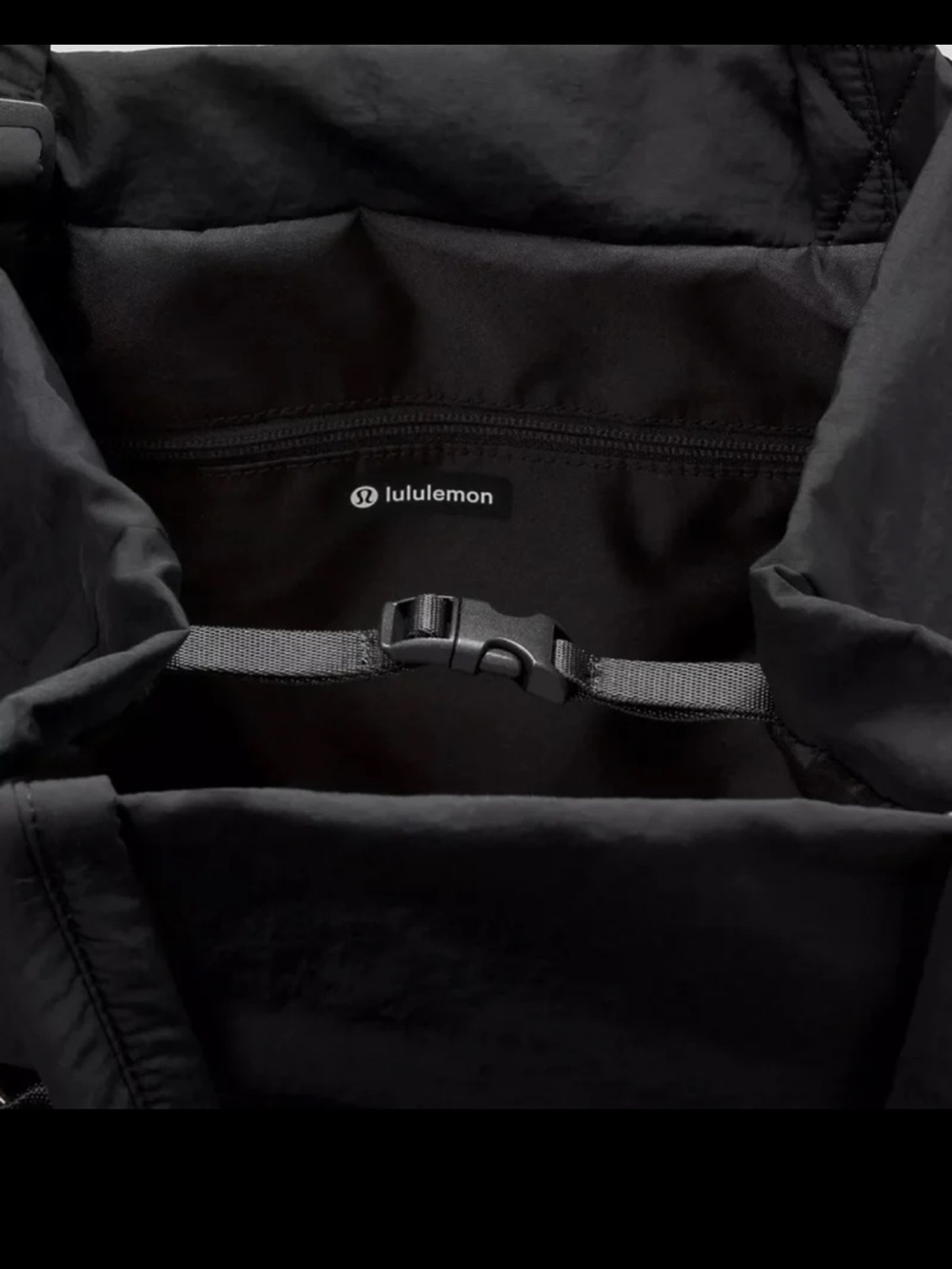 Lululemon On My Level Carryall Tote Bag 27.5L in Black - Picture 7 of 8